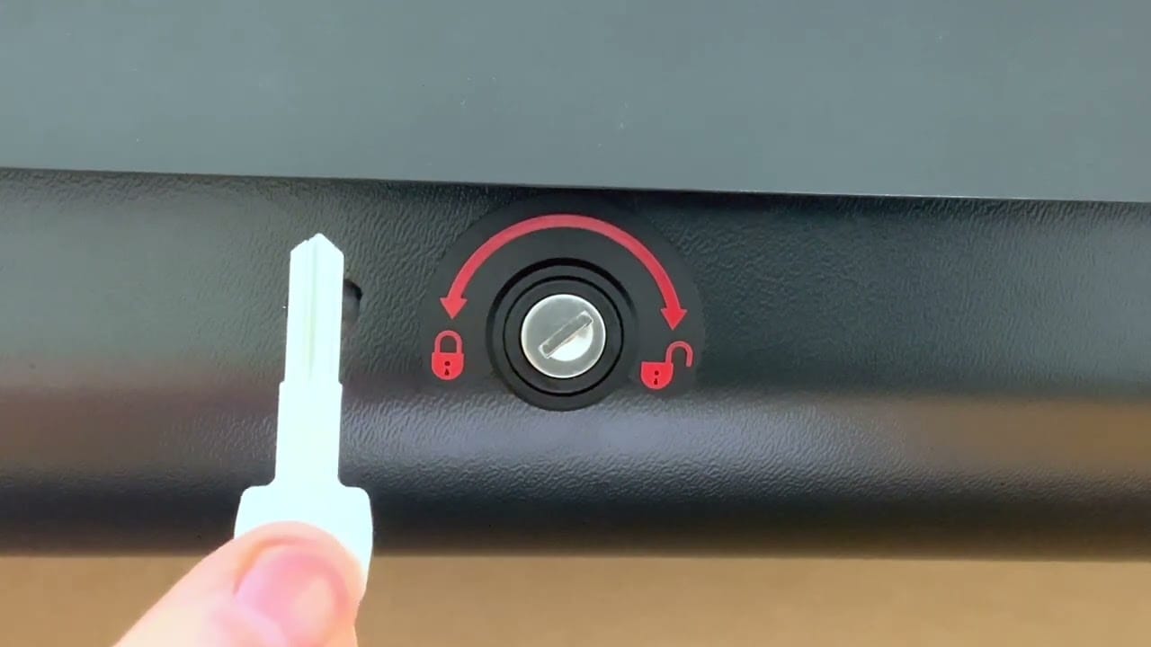 Thule Roof Box Won'T Lock